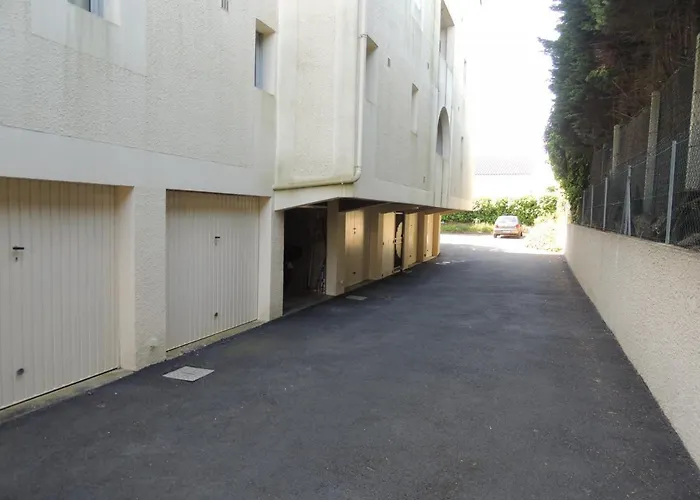 Royan: T2 Proche Avec Parking Privé - Fr-1-71-63 * Royan