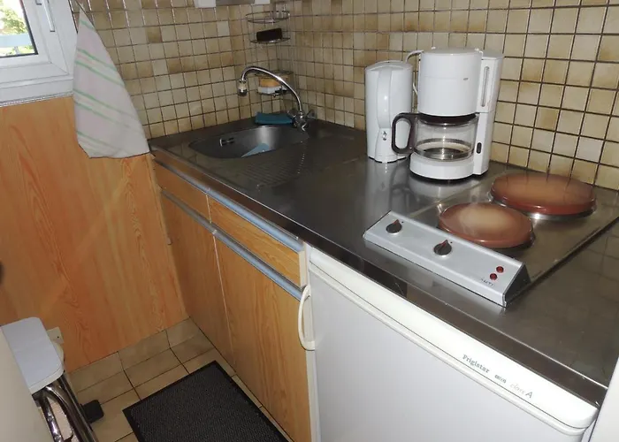 Appartamento Royan: T2 Proche Avec Parking Privé - Fr-1-71-63 *