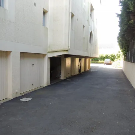 Royan: T2 Proche Avec Parking Privé - Fr-1-71-63 * Royan
