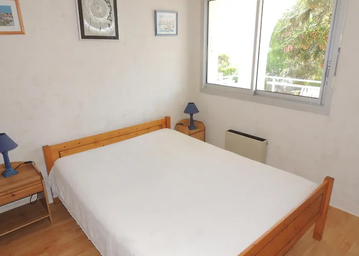 Royan: T2 Proche Avec Parking Prive - Fr-1-71-63 דירה *